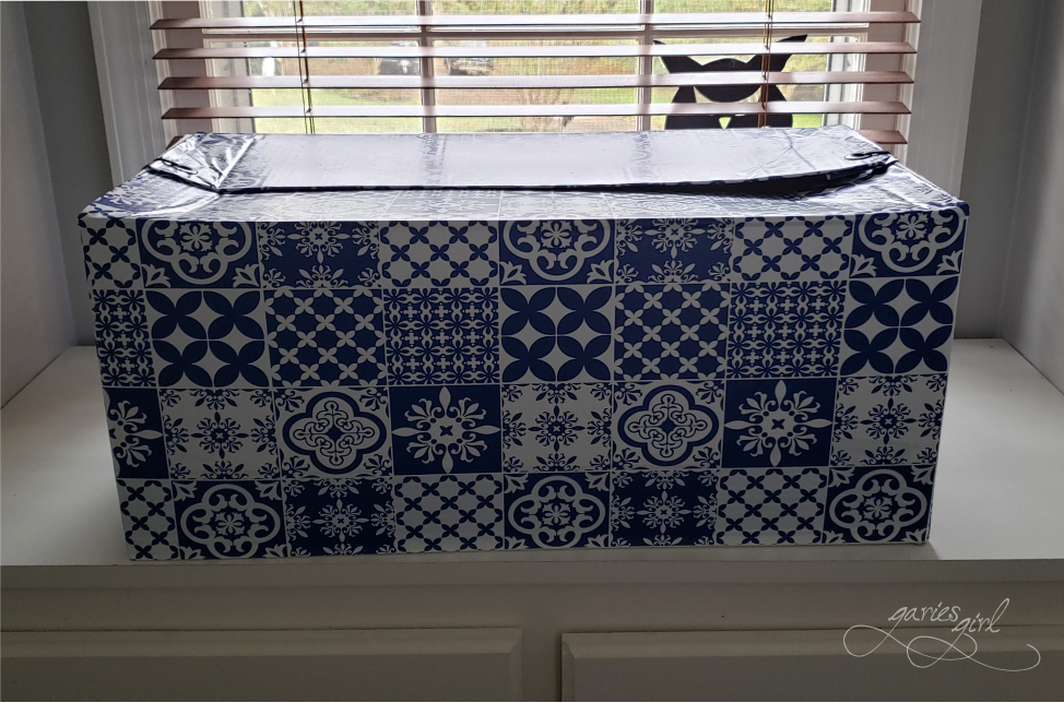 Bankers Box - Garies Girl