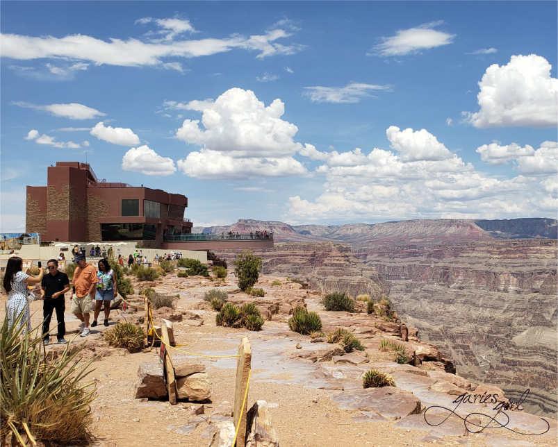 Grand Canyon - Eagle Point - Garies Girl