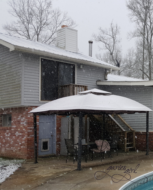 Building a Bed - Garies Girl